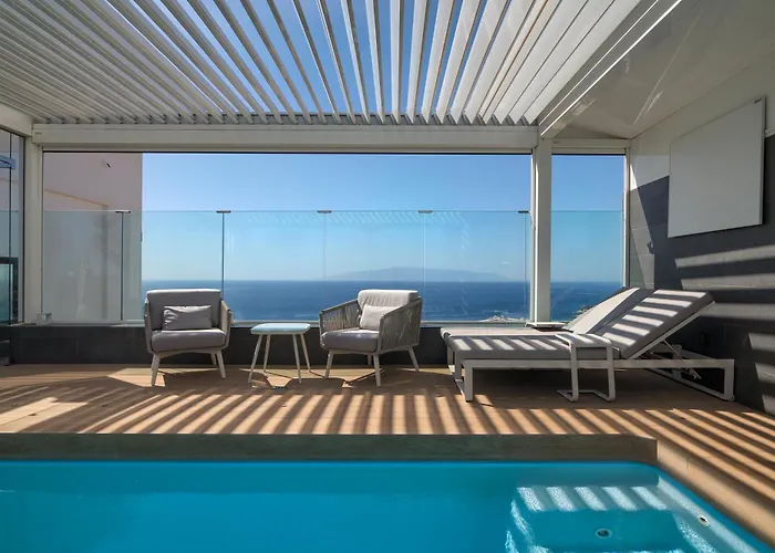 Luxury Private With Heated Pool And Amazing Ocean View アデヘ