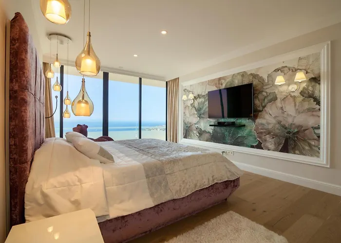 Вилла Luxury Private With Heated Pool And Amazing Ocean View Адехе