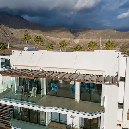 Lux Private Villa With Heated Pool And Amazing Ocean View The View Tenerife וילה